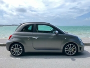 新入庫! アバルト 595Cツーリズモ ソフトトップカブリオレ リムジン那覇空港個別無料送迎(最大7人まで)! ※諸事情等により、リムジン以外での送迎になる場合もあり画像