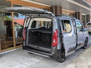 新入庫! シトロエン ベルランゴ パノラミックガラスルーフ 5人乗り リムジン那覇空港個別無料送迎(最大7人まで)! ※諸事情等により、リムジン以外での送迎になる場合もあり画像